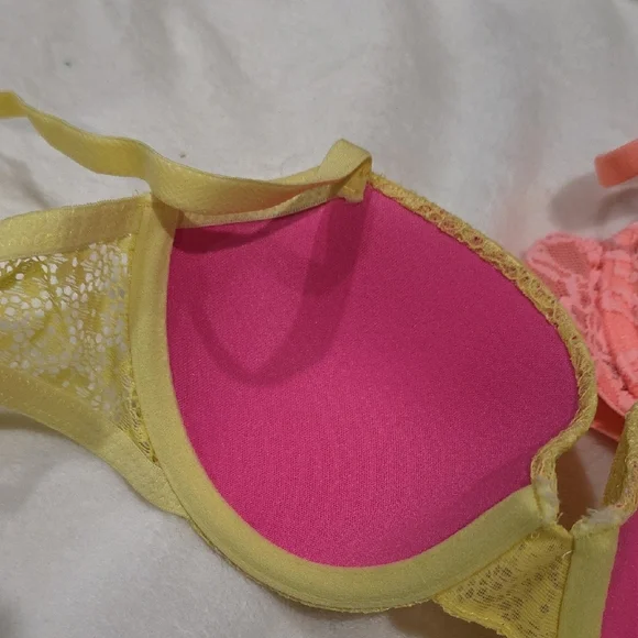 La SENZA Lace Remix Demi Bra Set - Peach and Yellow - Picture 7 of 9